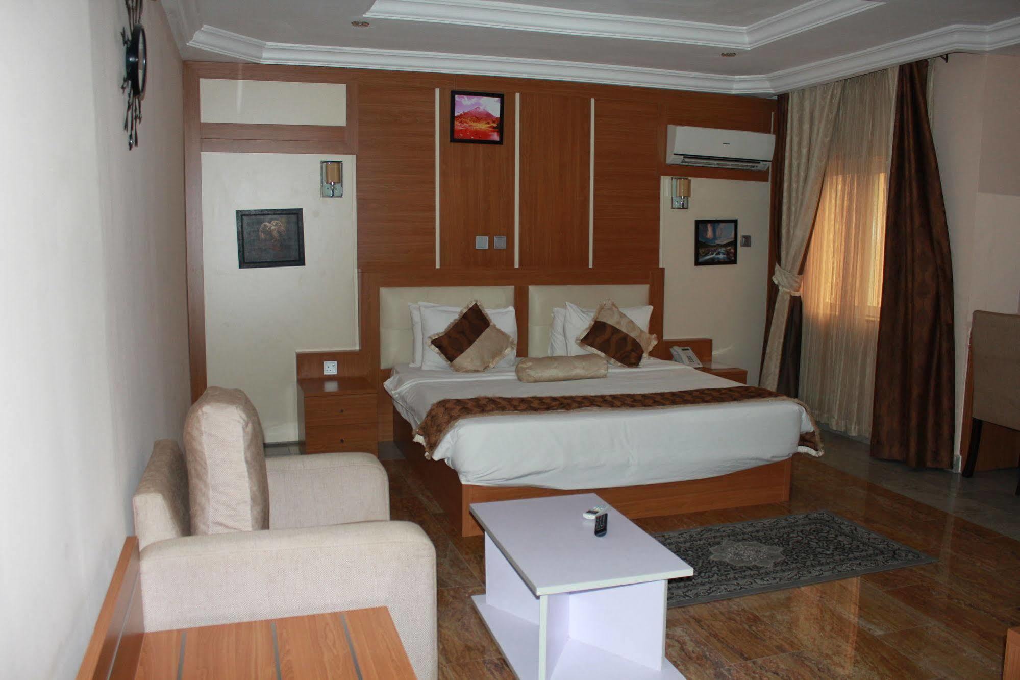 Grand Cubana Hotels Abuja Exterior photo